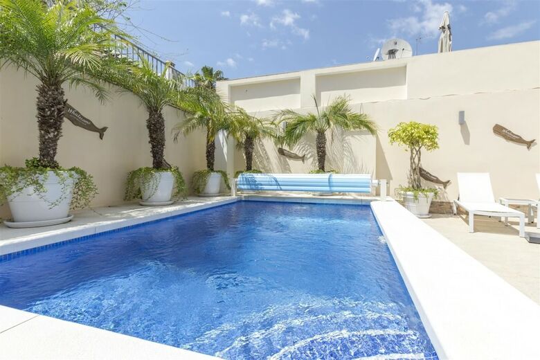 Luxury Standard Villa In San Pedro