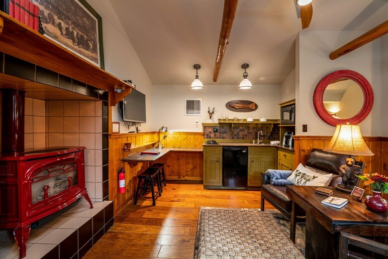 Bed & Breakfast Highland Haven Creekside Inn