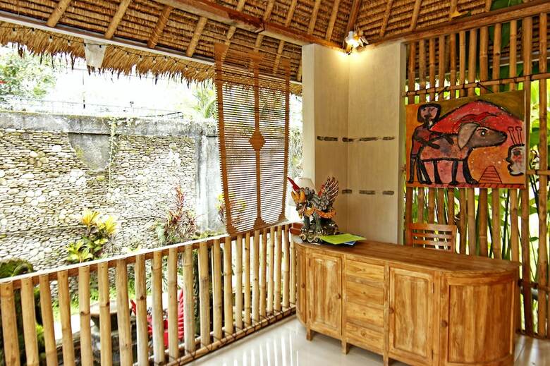 Bed & Breakfast Dupa Sri Wedari Villa