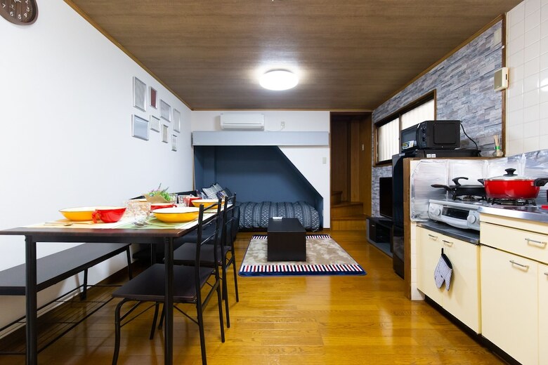Guest House Osaka-jyou