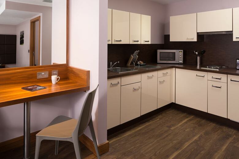 Apartamentos Roomzzz Leeds City