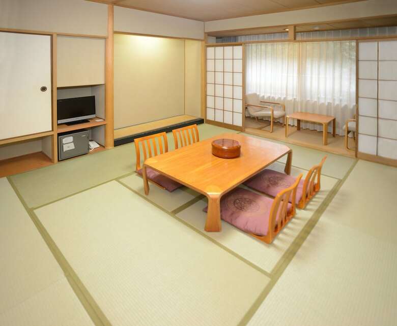Hotel Miyajima Morinoyado Inn