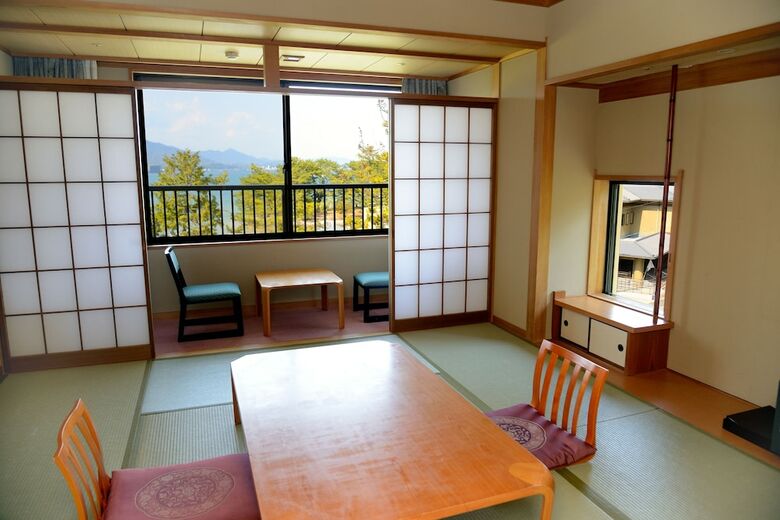 Hotel Miyajima Morinoyado Inn