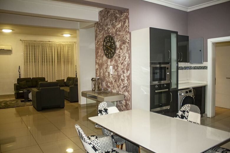 Apartamentos Sapphire Court