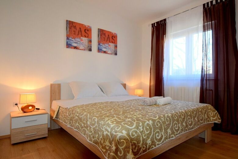 Apartments Silvijo