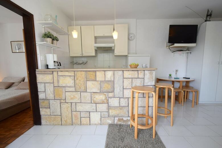 Apartment Buza