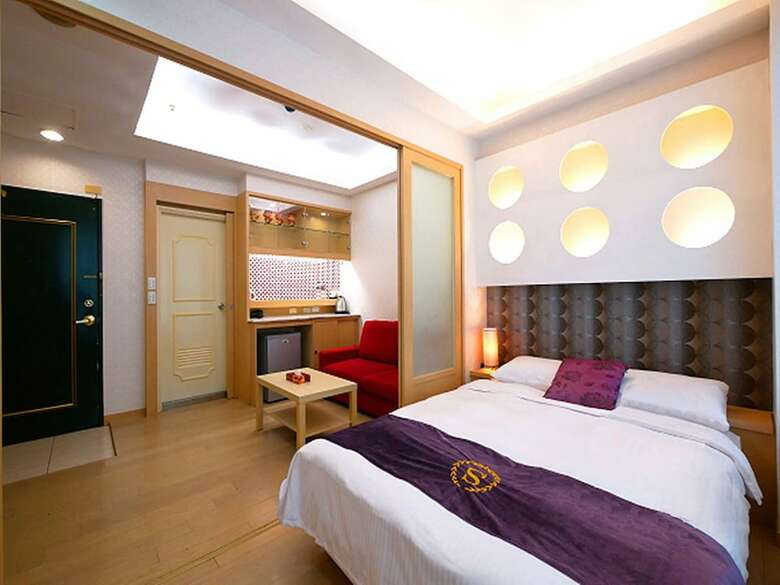 Apartamentos 85 Prague Homestay