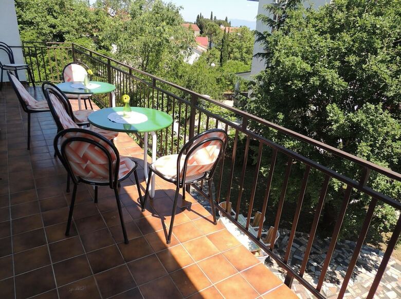 Apartments Nikolina