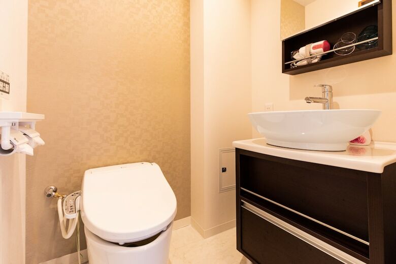 Hotel Mr.kinjo Golden Cats