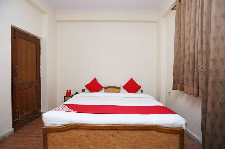 Oyo 19184 Hotel Dolphin