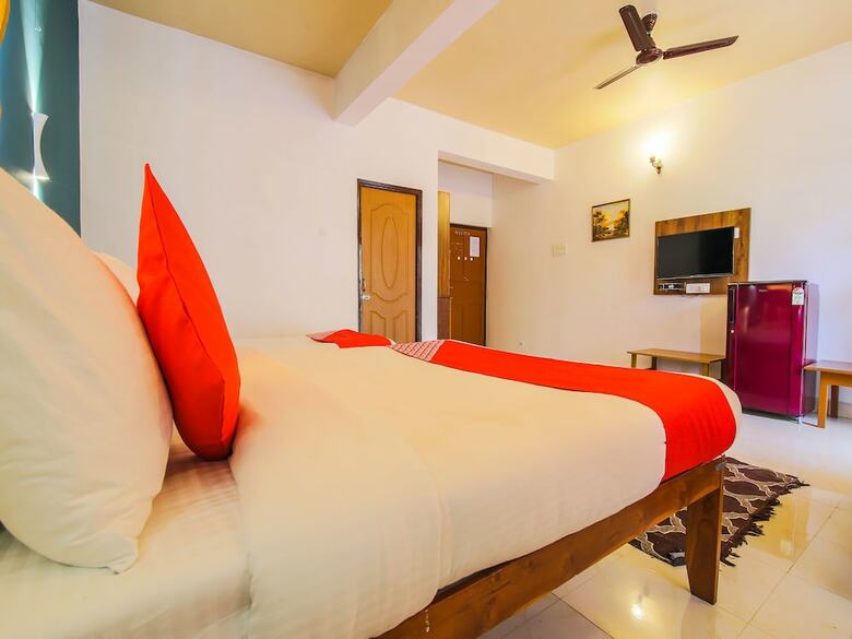 Hotel Oyo 24937 Celebriti@candolim
