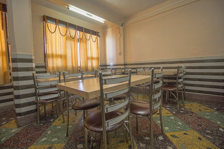 Hotel Oyo 23546 Pushpak