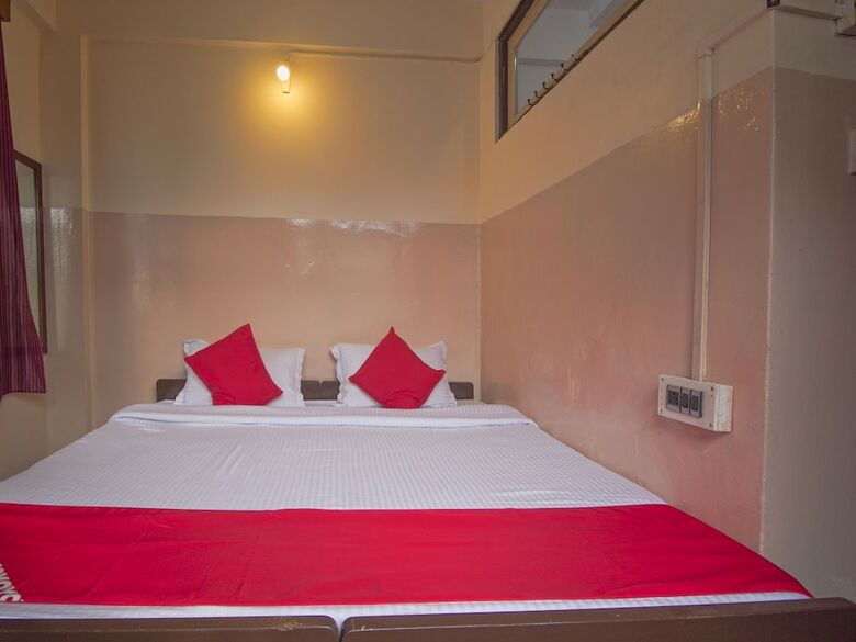 Oyo 19941 Hotel Blue Diamond