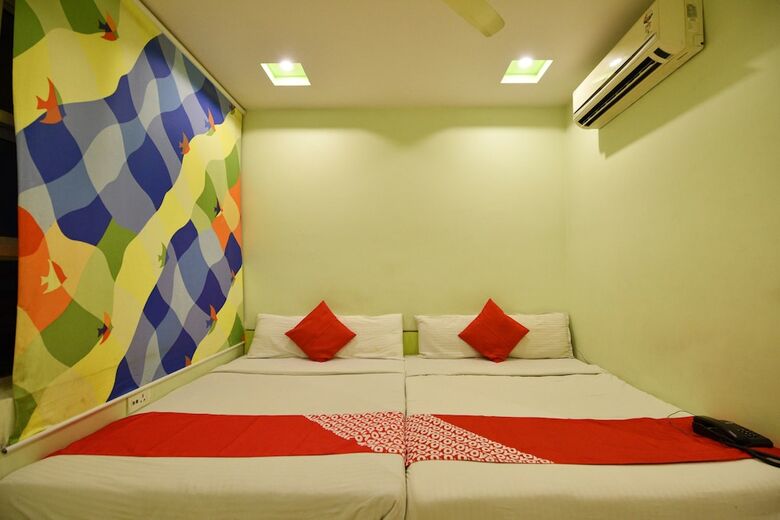Oyo 3311 Hotel Apple 9