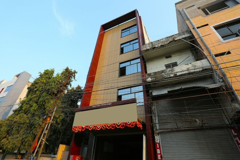 Hotel Oyo 8625 Yogendra Residency