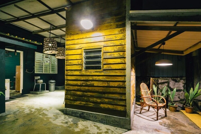 Hostal Heahtitude