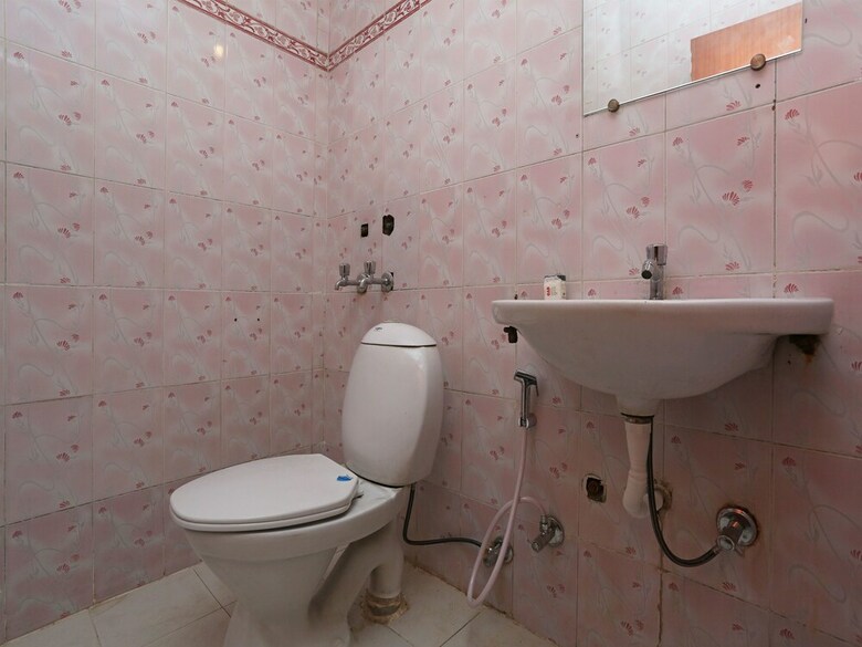 Oyo 13278 Hotel Mohan Regency