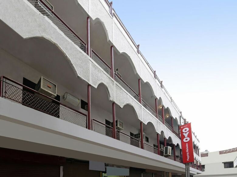 Oyo 16642 Flagship Hotel Mahadev
