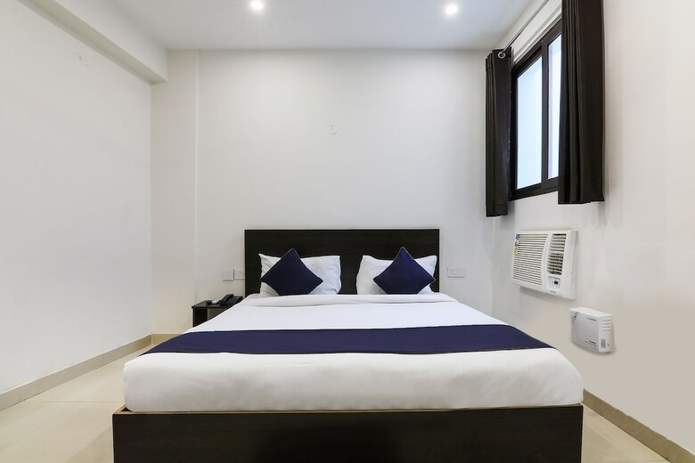 Hotel Oyo 16685 Silverkey Cd Sohna Road