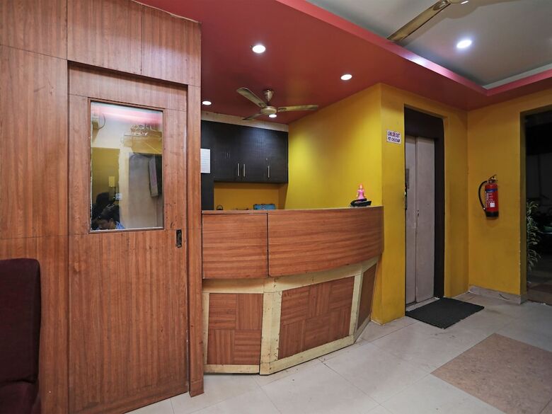 Oyo 6274 Hotel Janaki Residency