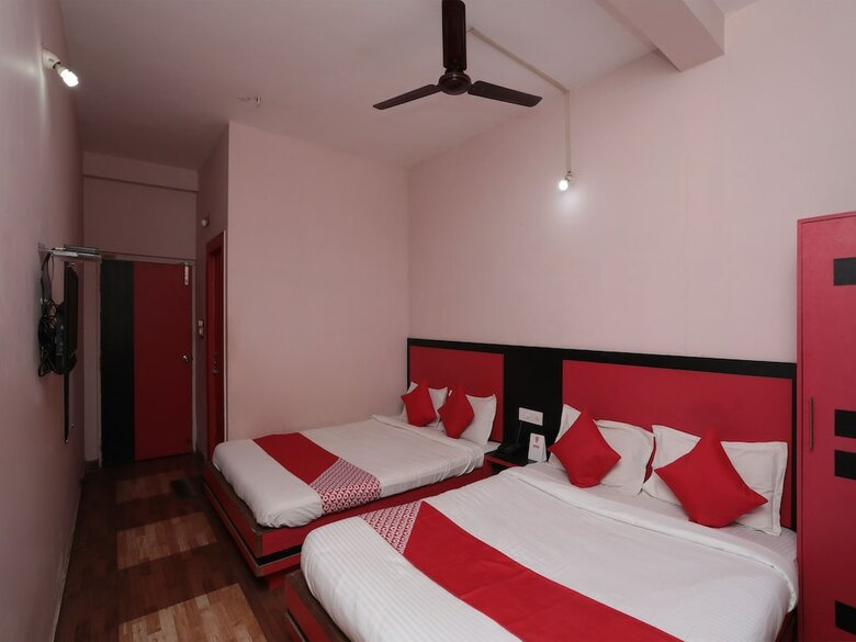 Oyo 6274 Hotel Janaki Residency