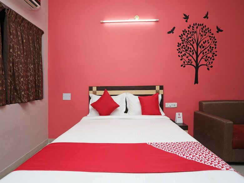 Oyo 6274 Hotel Janaki Residency