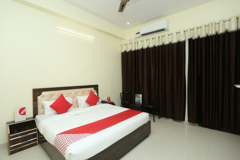 Hotel Oyo 16995 Sr Blessings