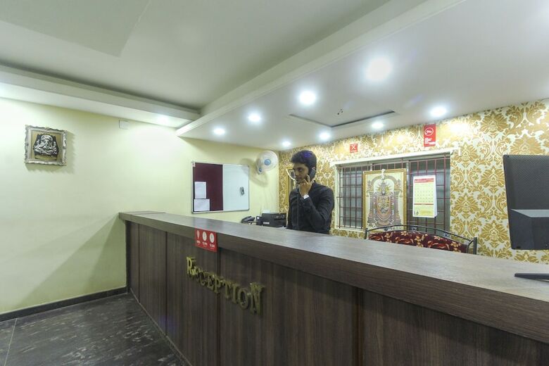 Hotel Oyo 24392 Flagship Damodar Inn
