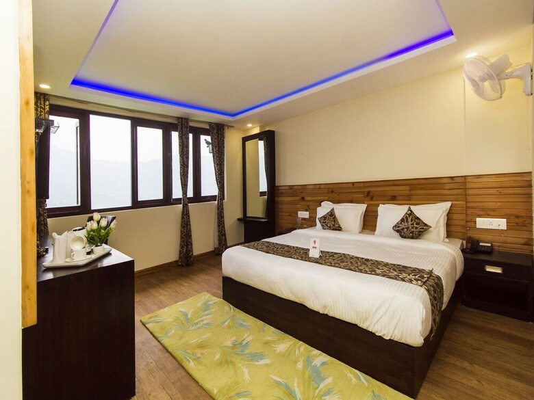 Hotel Oyo 14217 Silver Wood