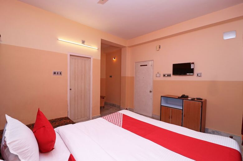 Hotel Oyo 22610 Ved's Inn