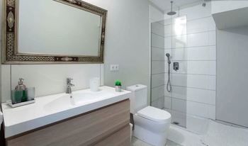 Hostal Les Suites