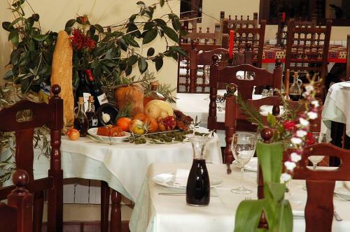Hotel Rural "hospederia Las Ca�adillas"