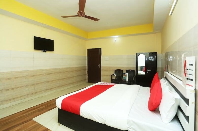 Oyo 19556 Hotel Puri Inn