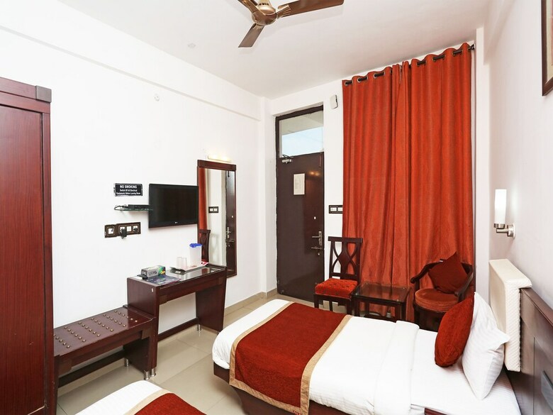 Hotel Oyo 6242 Jalsa Resort