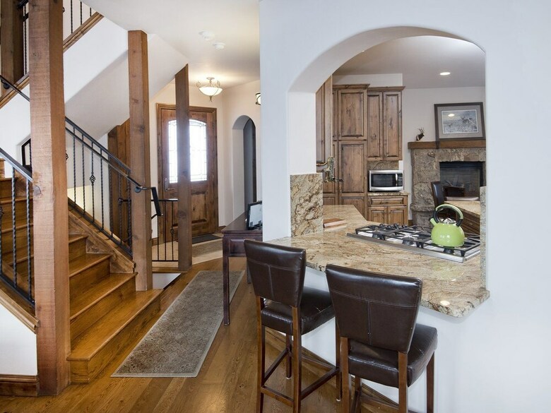 Alpine Drive Chalet