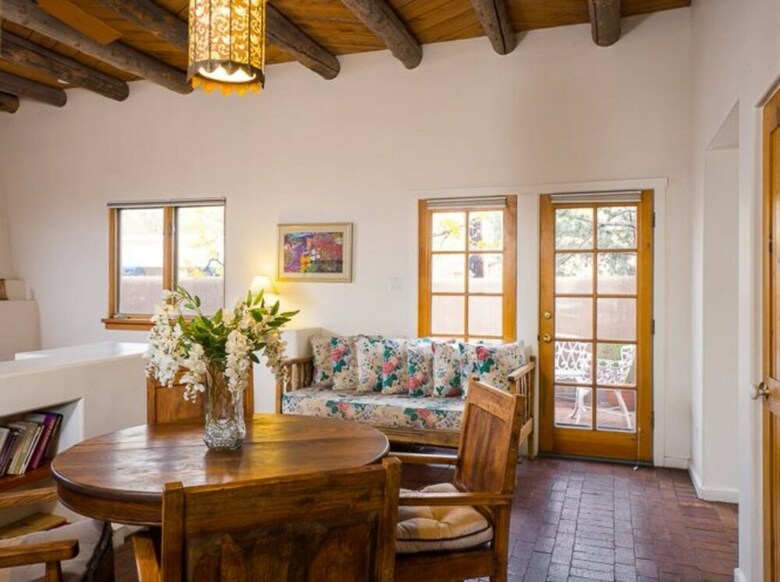 1bd Old Santa Fe Trail