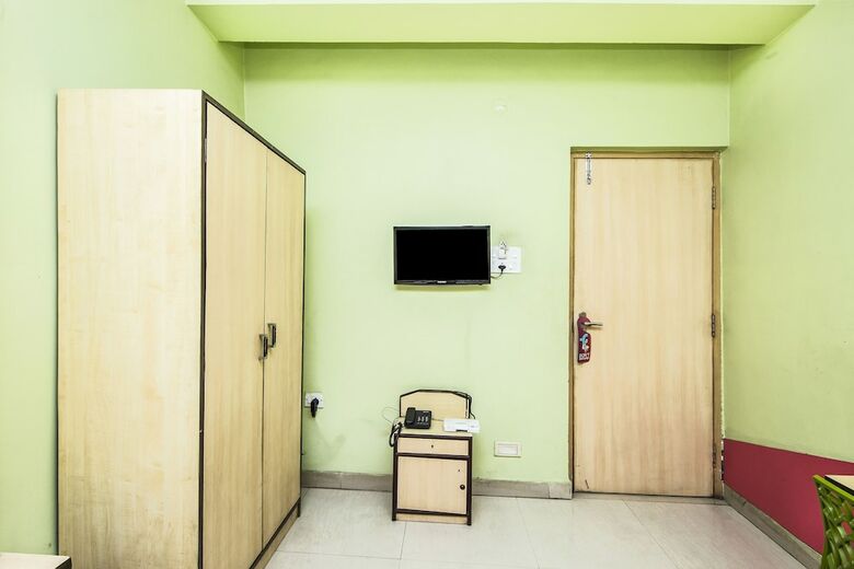 Fabhotel Vesper