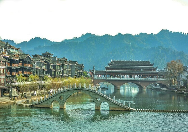 Fenghuang Joy Riverview Hotel