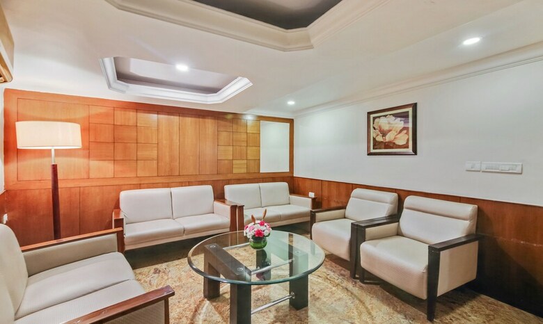 Hotel Treebo Tryst Monarch Brigade Road