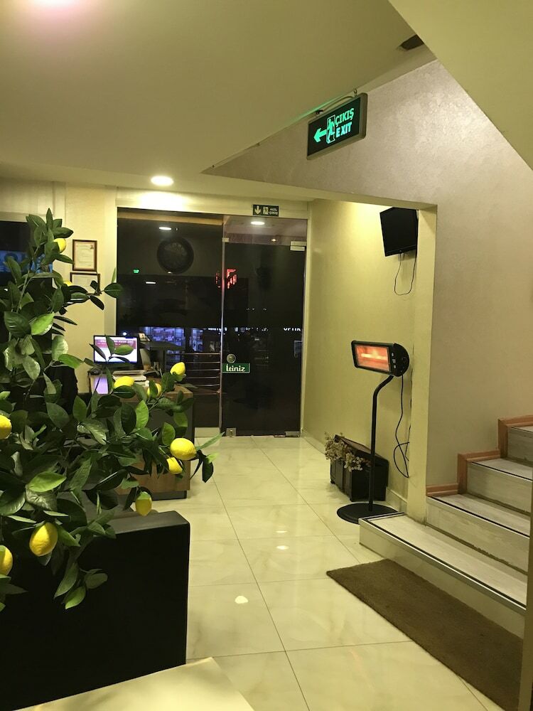 Hotel Saray Otel