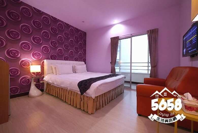 85 Eagle Hotel