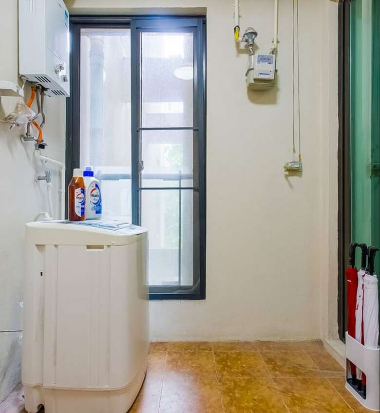 Locals Boutique Apartment Shijichengno10