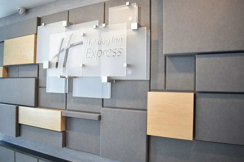 Hotel Holiday Inn Express And Suites Boston South - Randolph