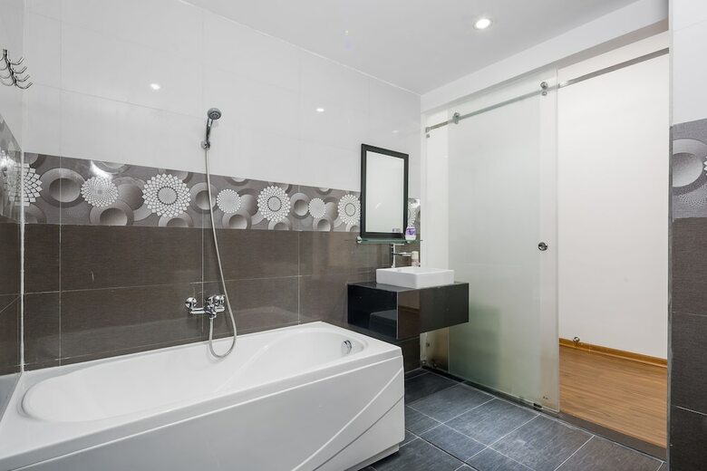 Aparthotel Lavender 95 Apartment And Hotel