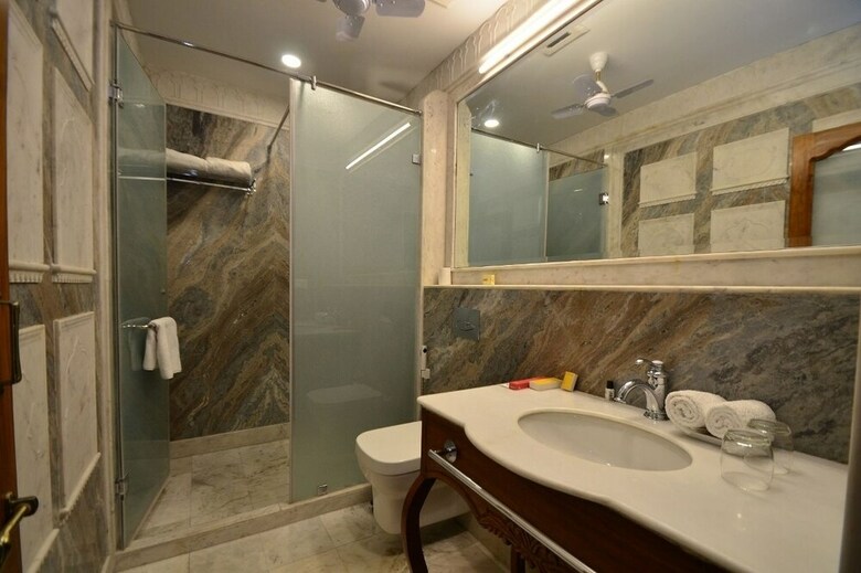 Nirbana Palace-a Heritage Hotel