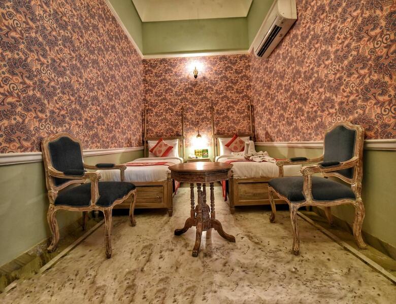 Nirbana Palace-a Heritage Hotel