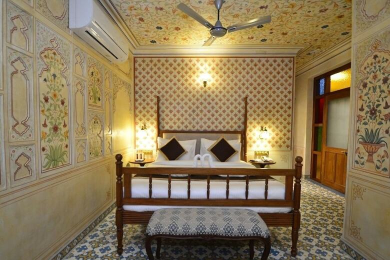 Nirbana Palace-a Heritage Hotel