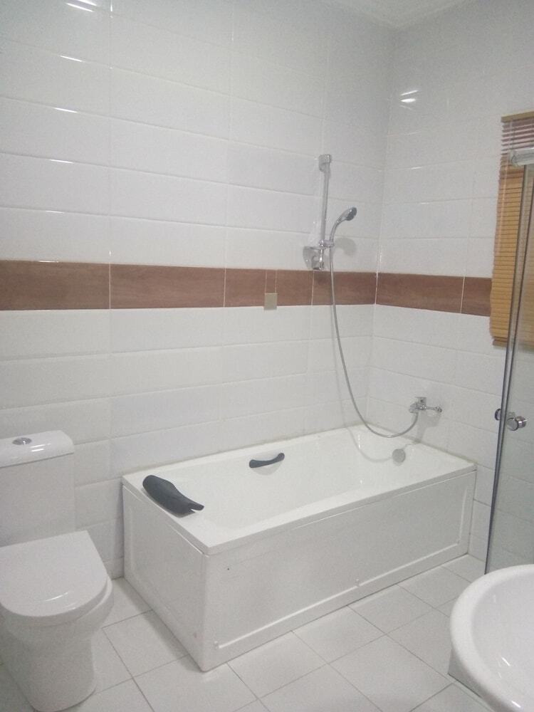 Hotel Saabhi's Place