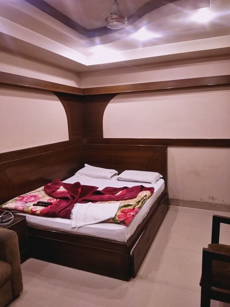 Hotel Maharani Delhi