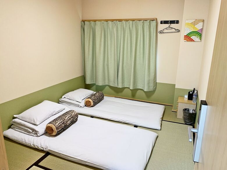 Hotel Guesthouse 017(Reina)